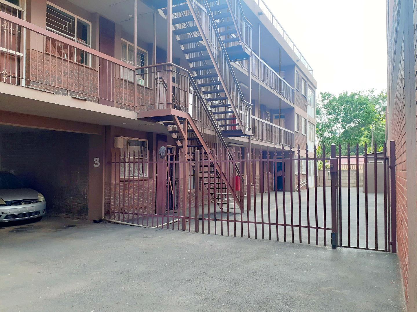 2 Bedroom Flat for Sale - Gauteng