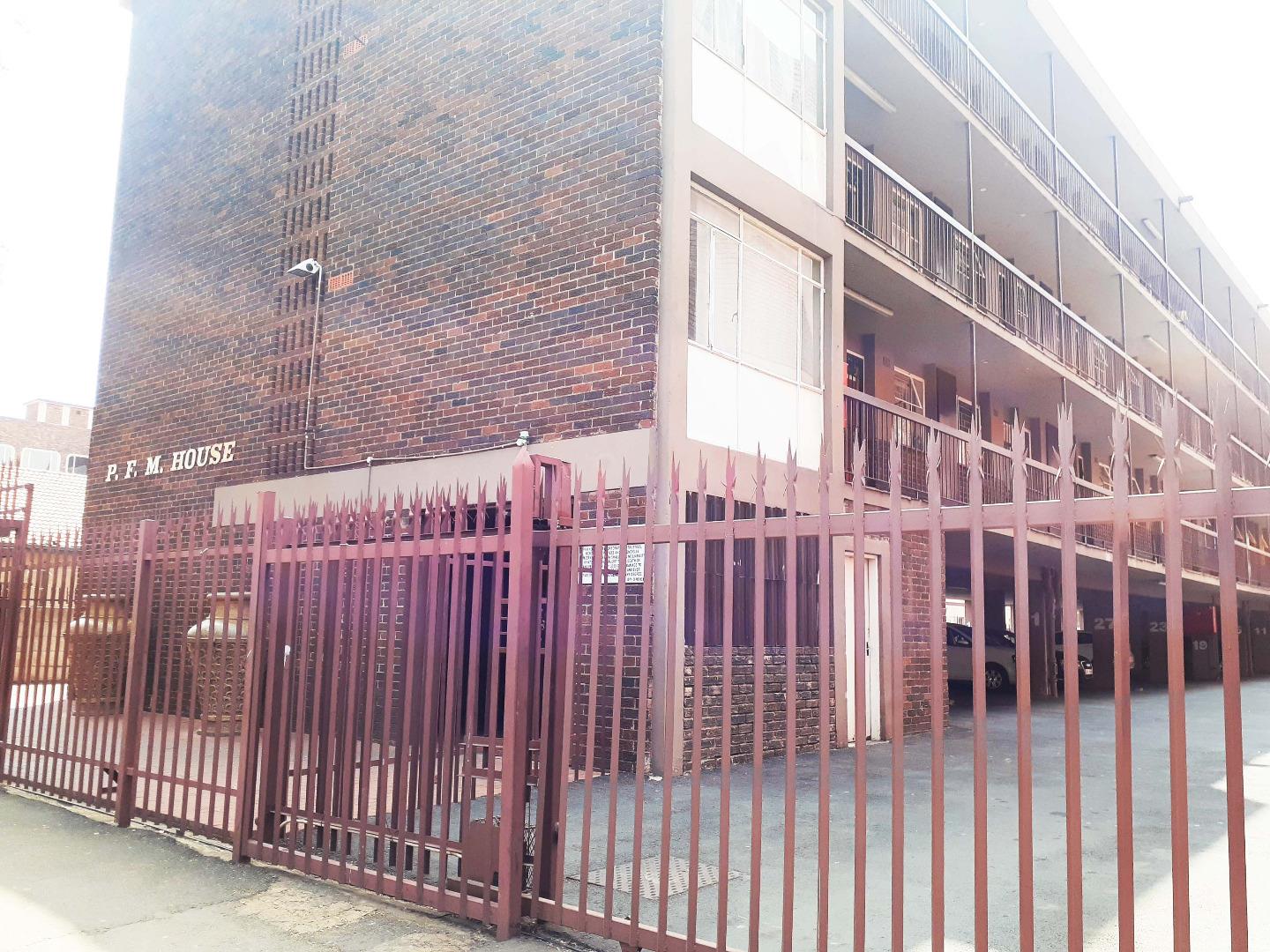 2 Bedroom Flat for Sale - Gauteng