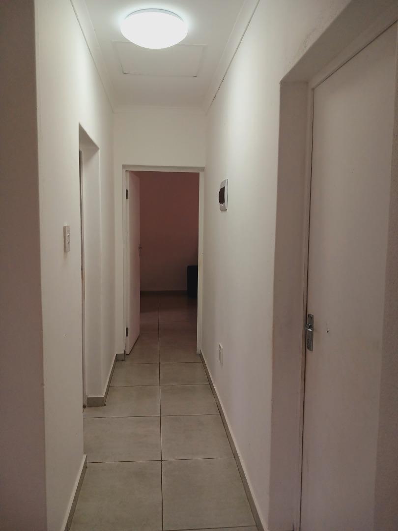 716896_15.jpg
