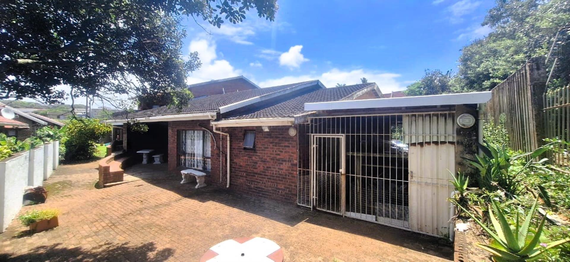 5 Bedroom Simplex for Sale - KwaZulu Natal