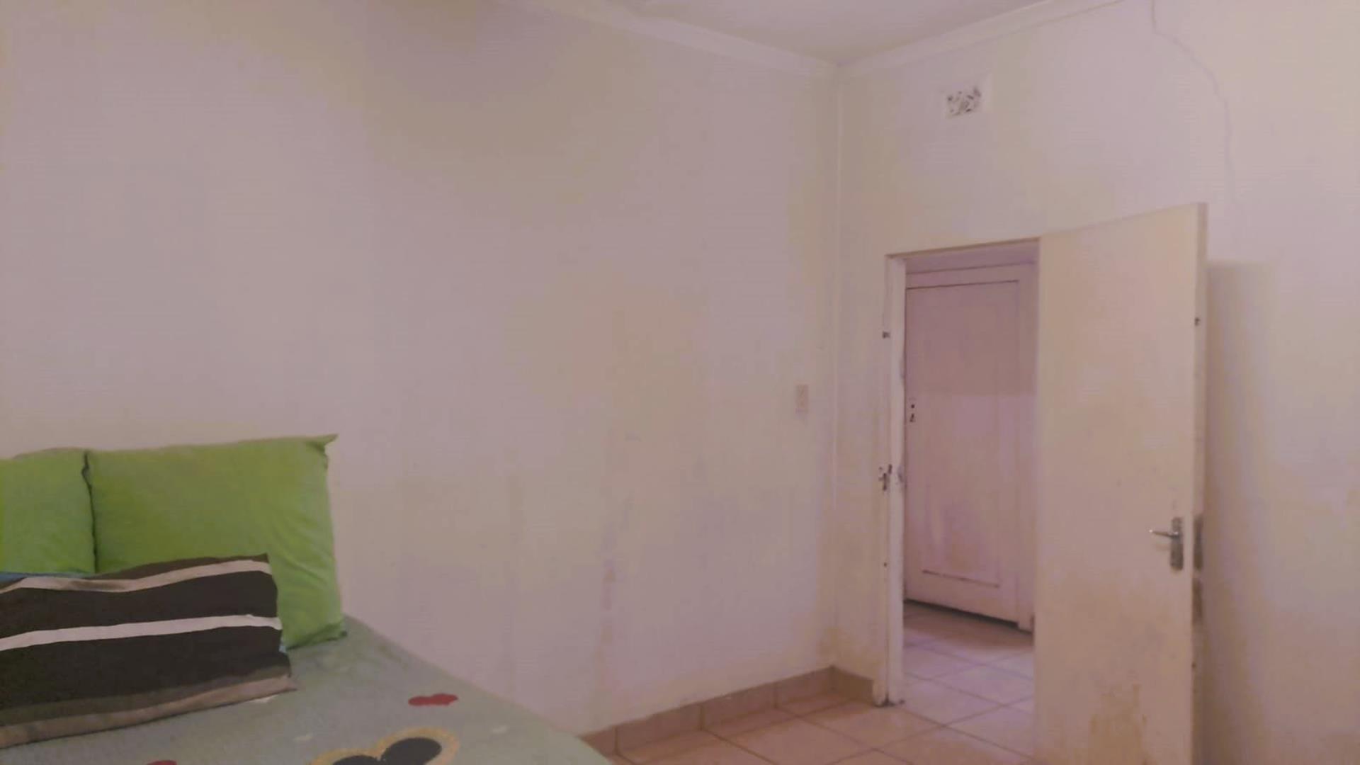 769154_12.jpeg